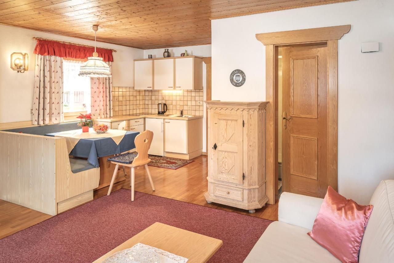 App. Promberger Apartment San Lorenzo di Sebato Bagian luar foto