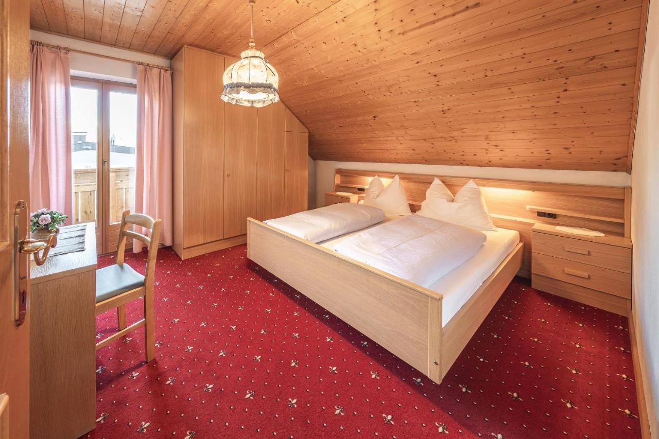 App. Promberger Apartment San Lorenzo di Sebato Bagian luar foto