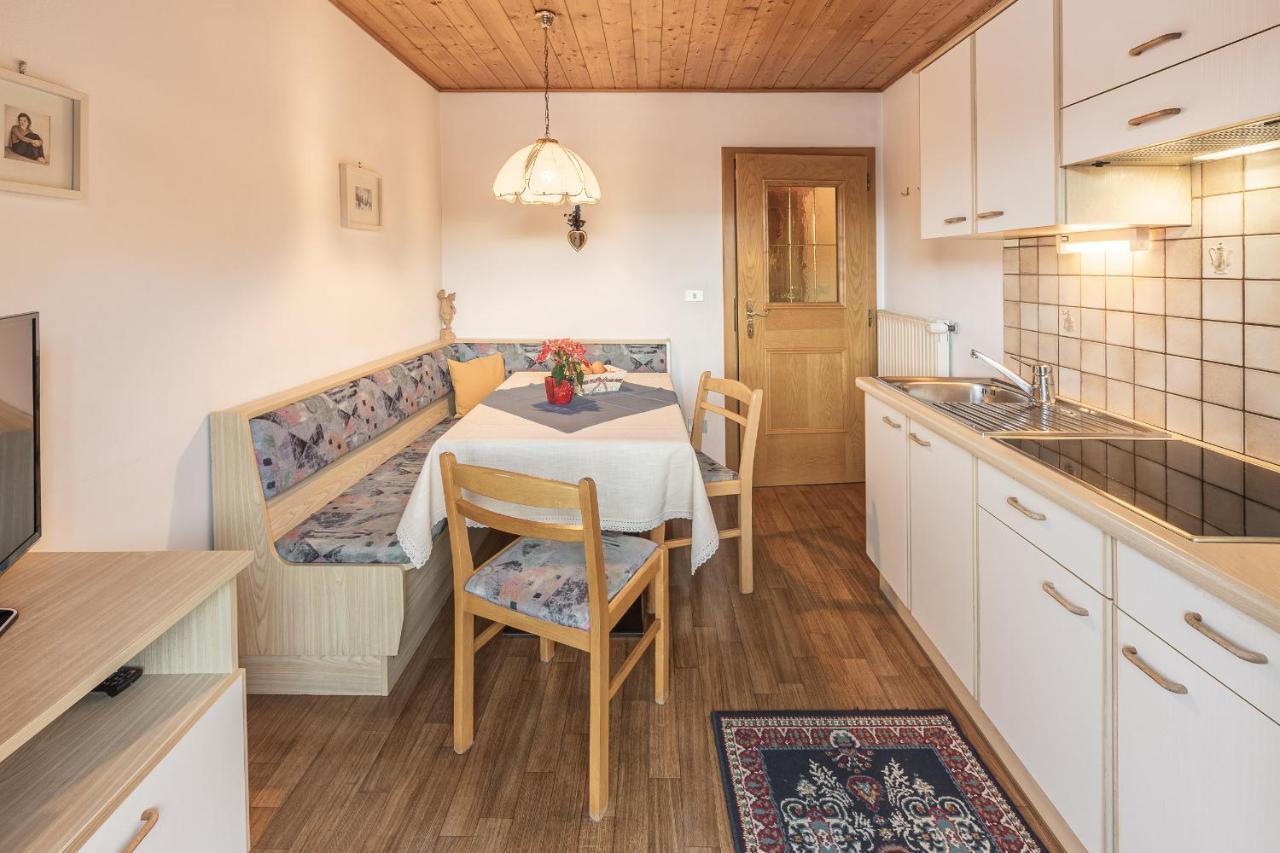 App. Promberger Apartment San Lorenzo di Sebato Bagian luar foto